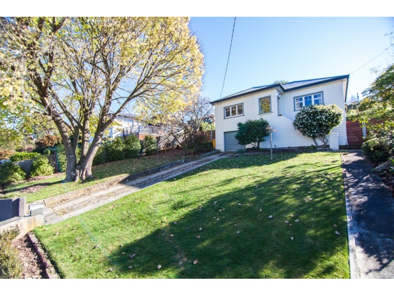 8 Veulalee Avenue, Trevallyn TAS 7250