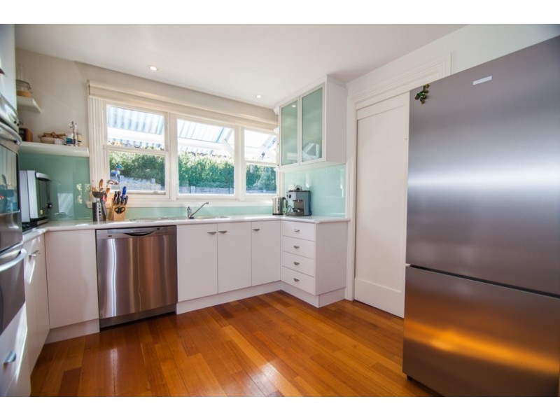 8 Veulalee Avenue, Trevallyn TAS 7250