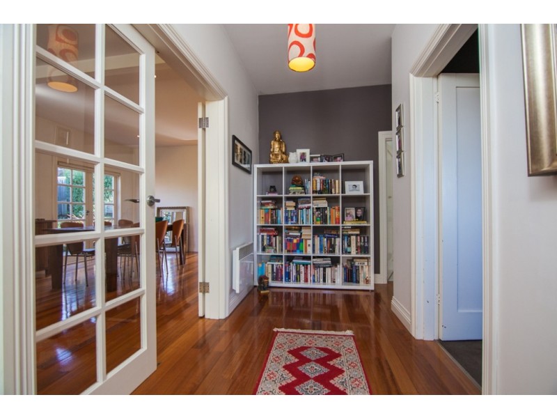 8 Veulalee Avenue, Trevallyn TAS 7250