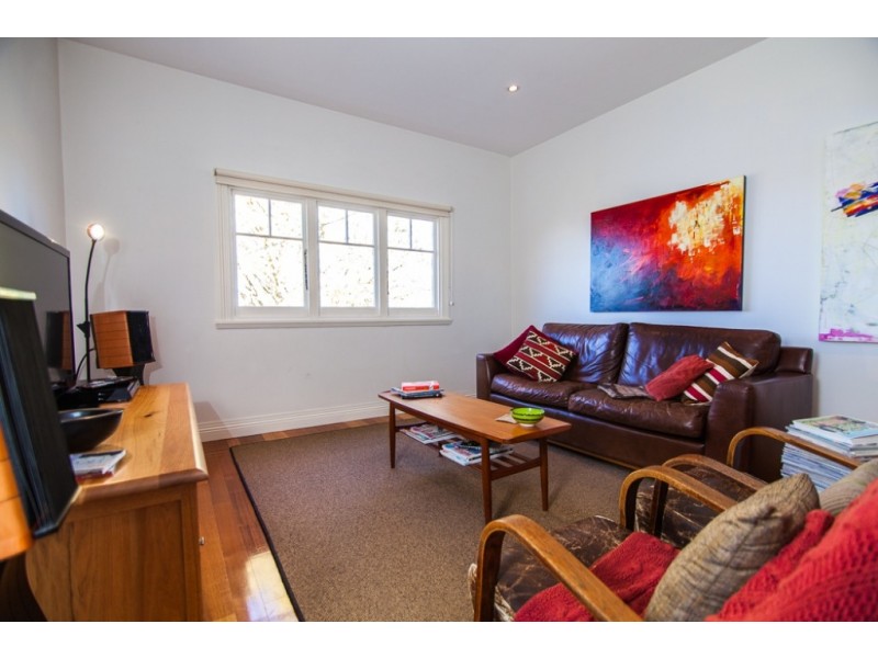 8 Veulalee Avenue, Trevallyn TAS 7250