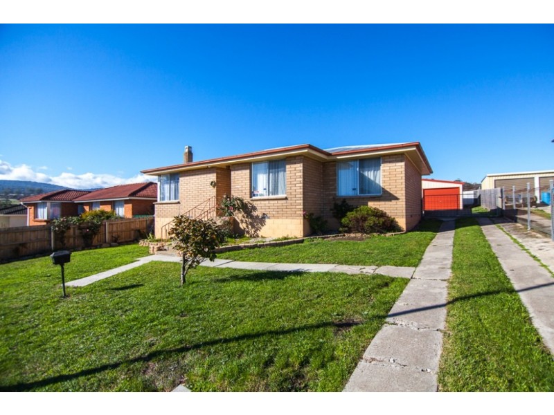 3 Whitemark Place, Waverley TAS 7250