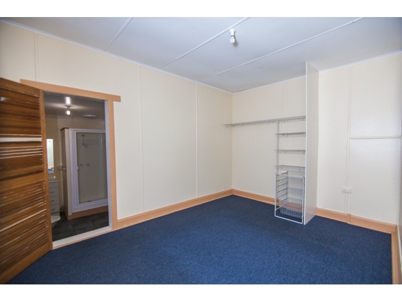 2/81 Tompsons Lane, Newnham TAS 7248