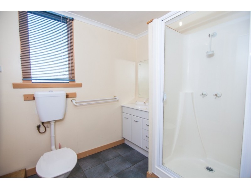 2/81 Tompsons Lane, Newnham TAS 7248