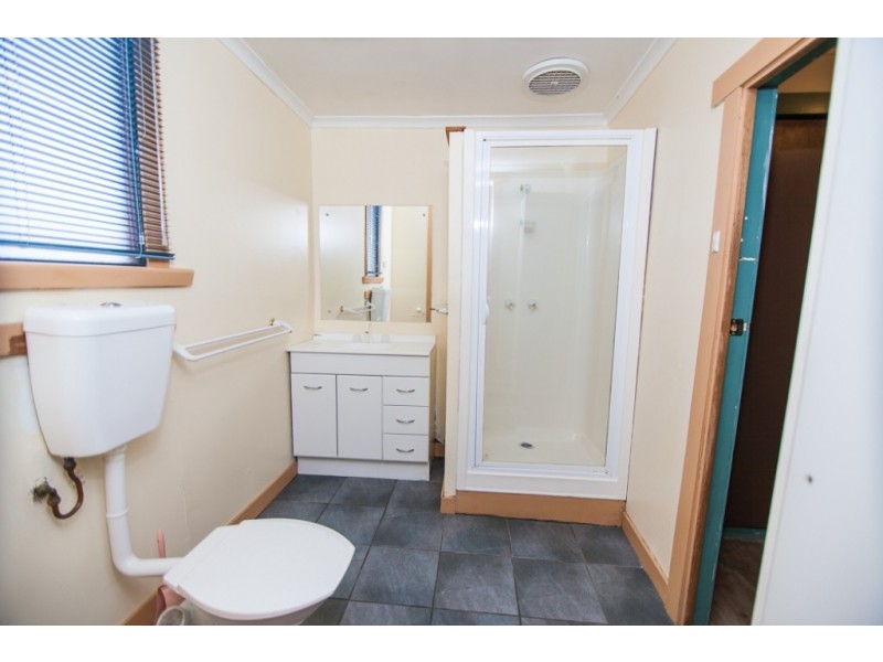 2/81 Tompsons Lane, Newnham TAS 7248