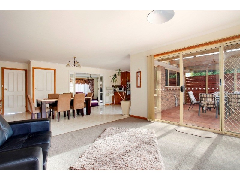 5 Mount Garrett Court, Youngtown TAS 7249