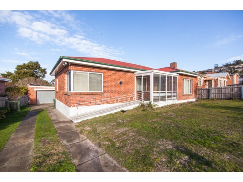6 Fairway Crescent, Riverside TAS 7250