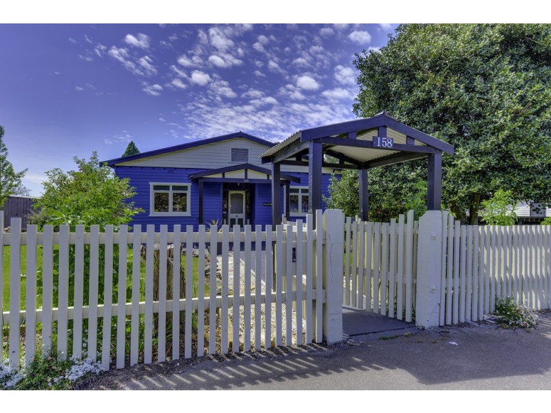 158-160 Weld Street, Beaconsfield TAS 7270