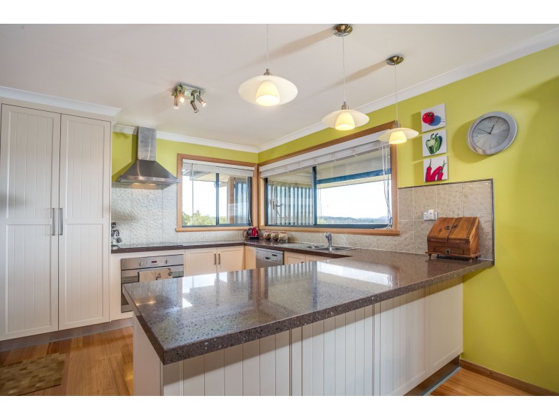 32-34 Brooklyn Street, Beaconsfield TAS 7270