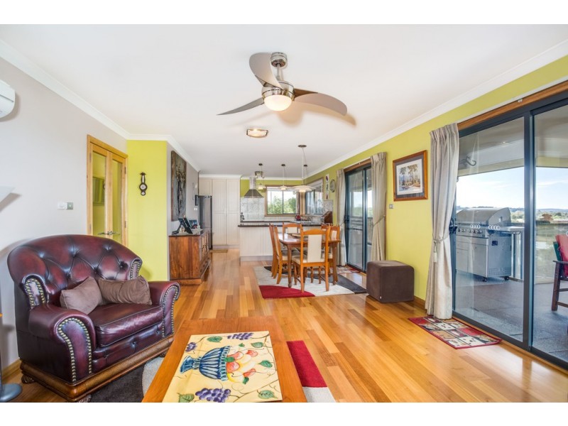 32-34 Brooklyn Street, Beaconsfield TAS 7270