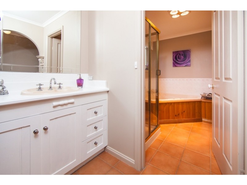 32 Strochnetters Road, Relbia TAS 7258