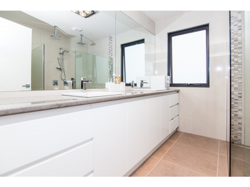 7 Legges Crescent, Prospect TAS 7250