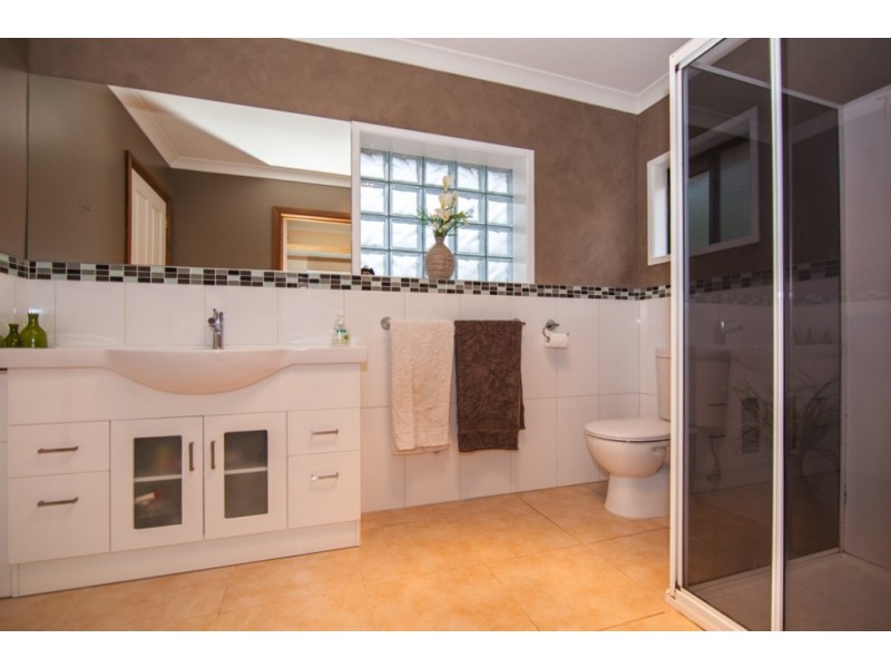 1 Picasso Place, Newnham TAS 7248