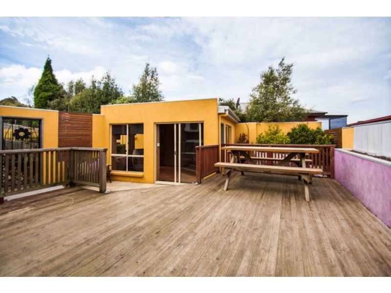 1 Picasso Place, Newnham TAS 7248