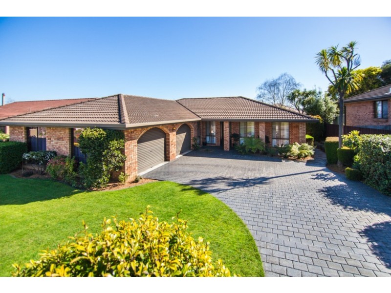 7 El Greco Court, Newnham TAS 7248