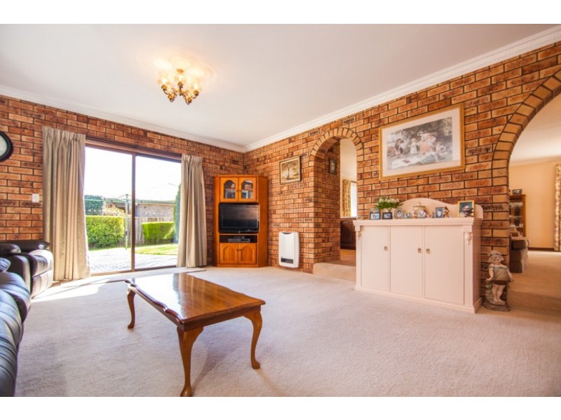 7 El Greco Court, Newnham TAS 7248