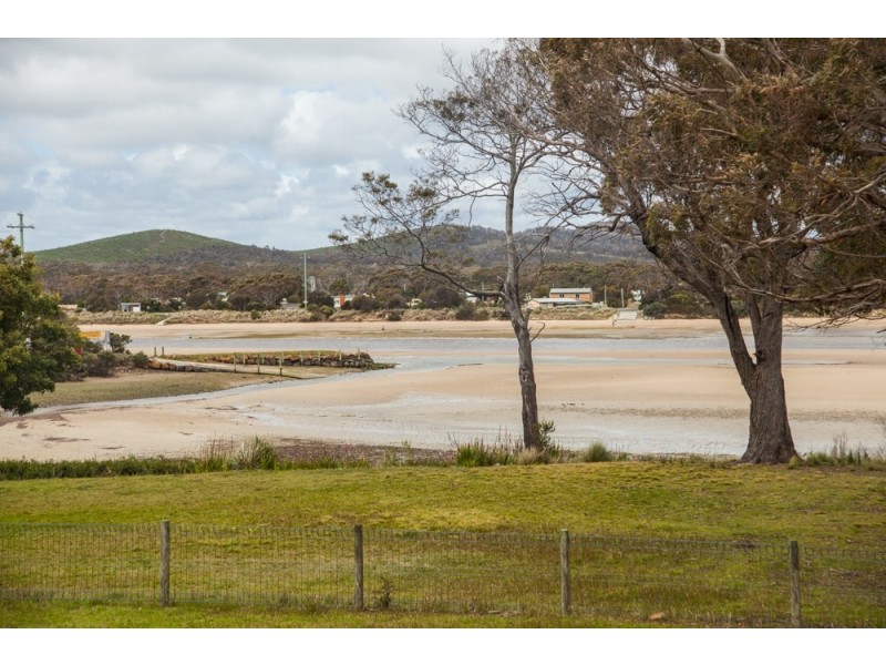 14 Major Street, Weymouth TAS 7252