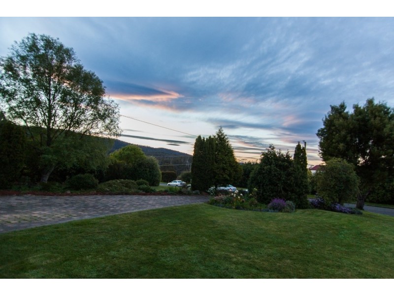 14 Bayview Drive, Blackstone Heights TAS 7250