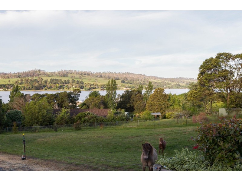 259 Rosevears Drive, Rosevears TAS 7277