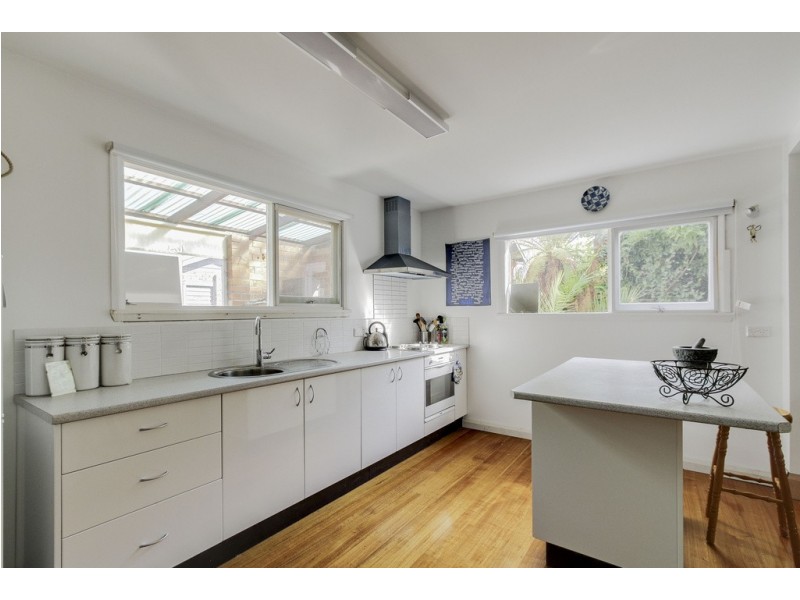325 Gravelly Beach Road, Gravelly Beach TAS 7276