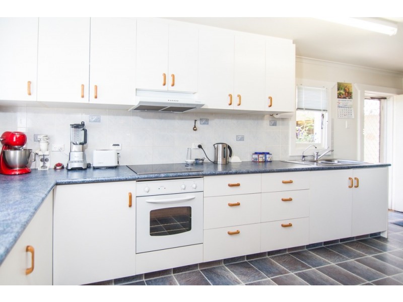 49 Main Street, Cressy TAS 7302