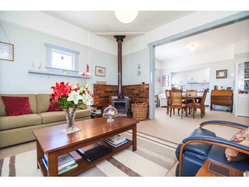 49 Main Street, Cressy TAS 7302