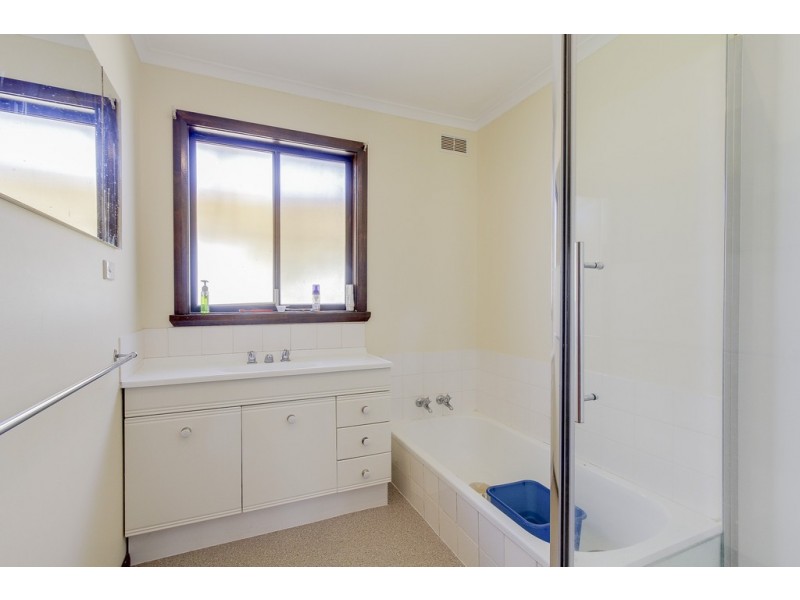 7 Sebastian Court, Newnham TAS 7248