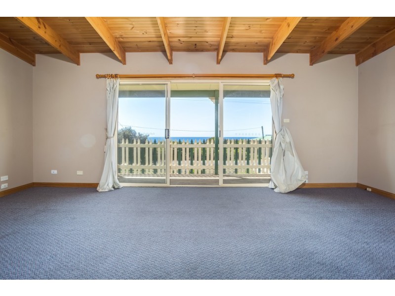 123 Bellbuoy Beach Road, Low Head TAS 7253