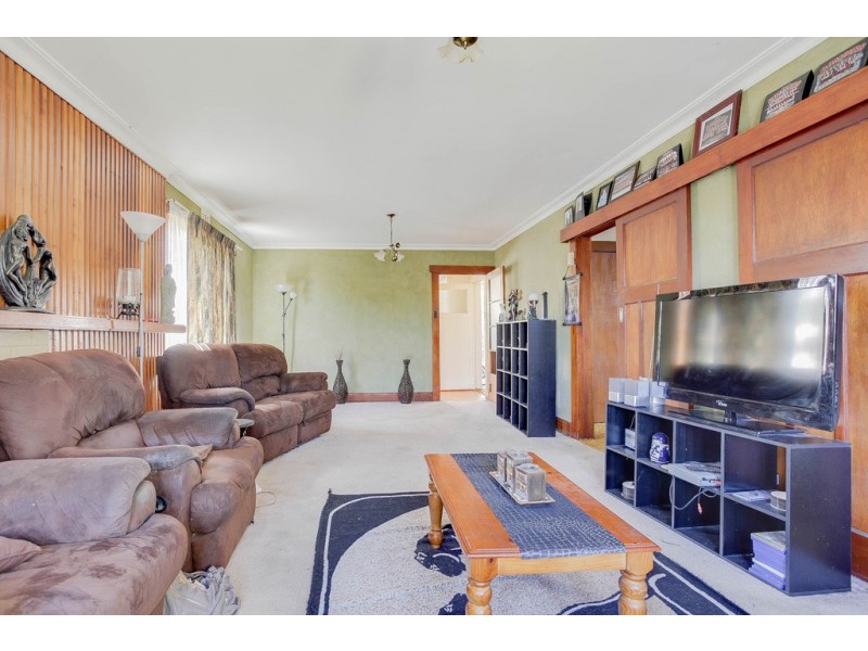 25 Ravenswood Rd, Ravenswood TAS 7250