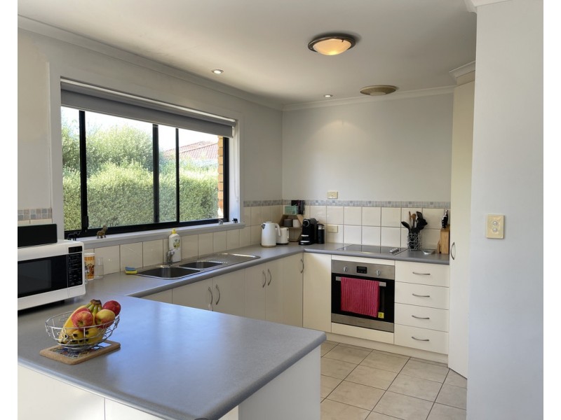 3/10 Alawoona Street, Legana TAS 7277