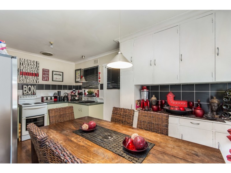 6 Oaktree Road, Youngtown TAS 7249