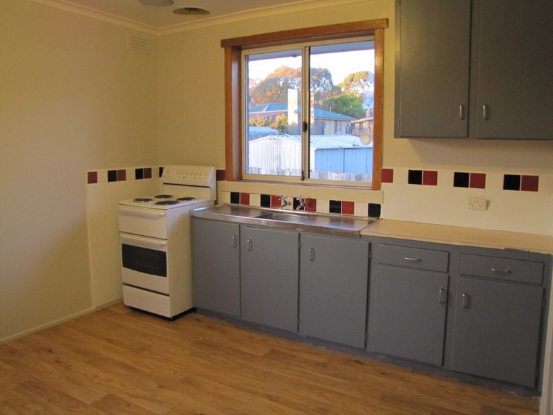 17 Hazelwood Parade, Ravenswood TAS 7250