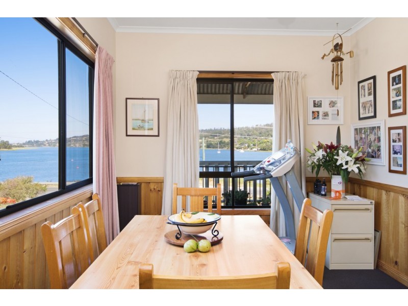 87 Gravelly Beach Road, Blackwall TAS 7275