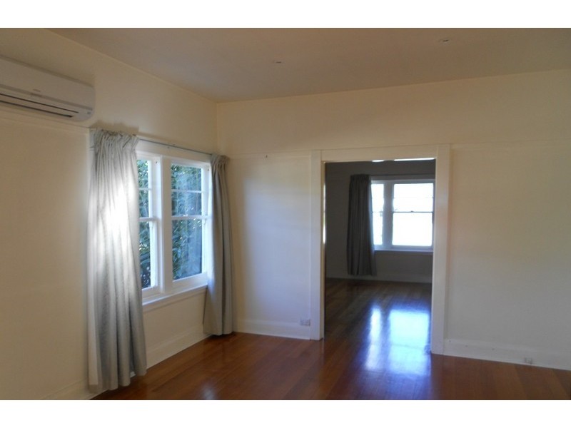 16 Connaught Crescent, West Launceston TAS 7250