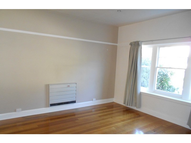 16 Connaught Crescent, West Launceston TAS 7250