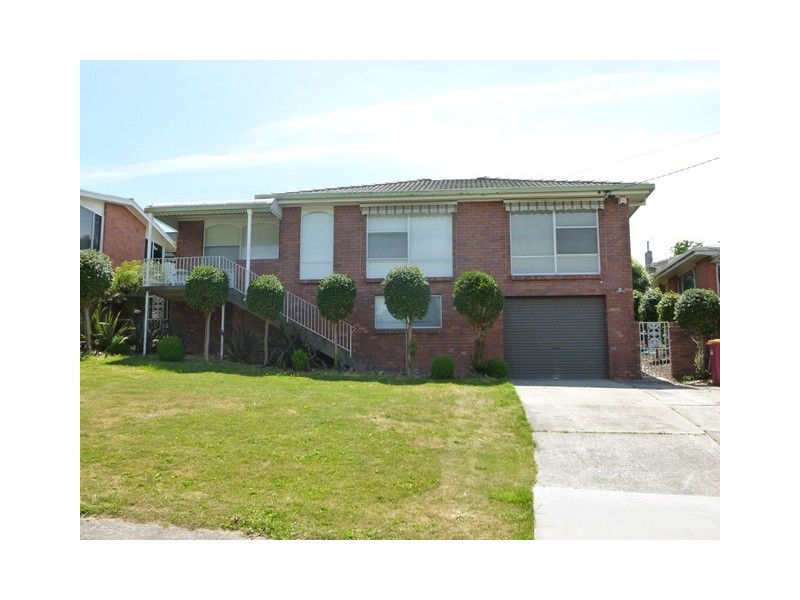 16 Meadowbank Road, Newnham TAS 7248