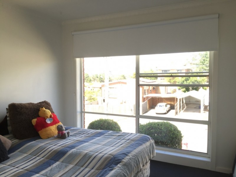 16 Meadowbank Road, Newnham TAS 7248