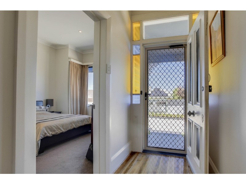 136 Alanvale Road, Newnham TAS 7248