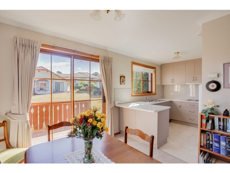 2/22 Waldhorn Drive, Grindelwald TAS 7277