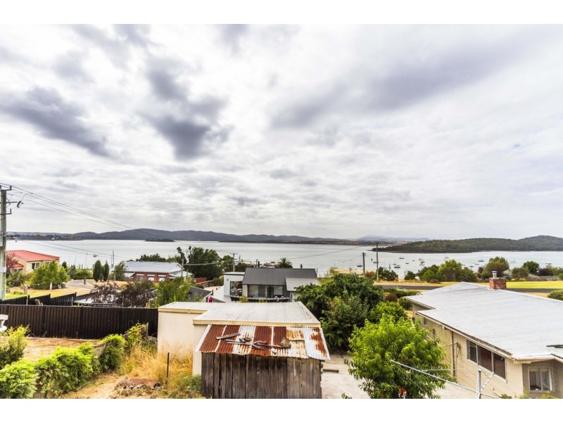 91 Robert Street, Beauty Point TAS 7270