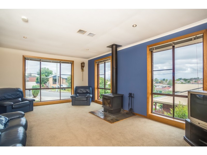 74 Rowland Crescent, Summerhill TAS 7250