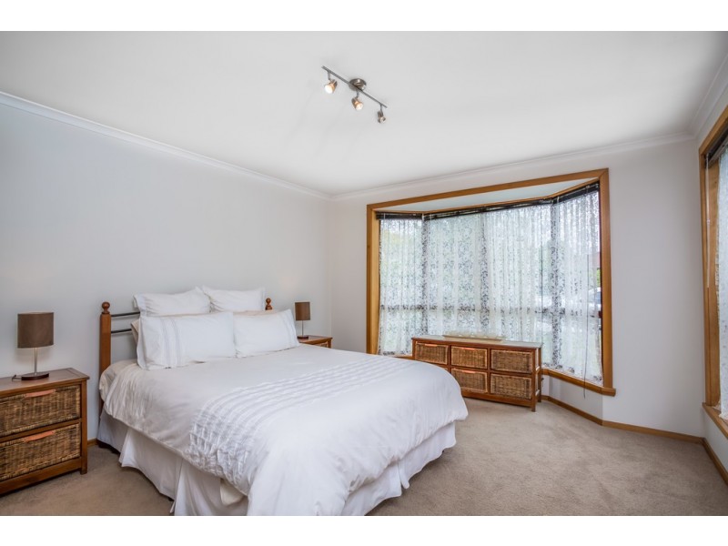 74 Rowland Crescent, Summerhill TAS 7250
