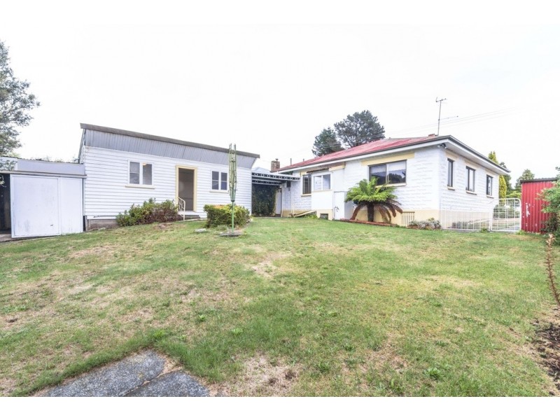 40 Quarantine Road, Kings Meadows TAS 7249