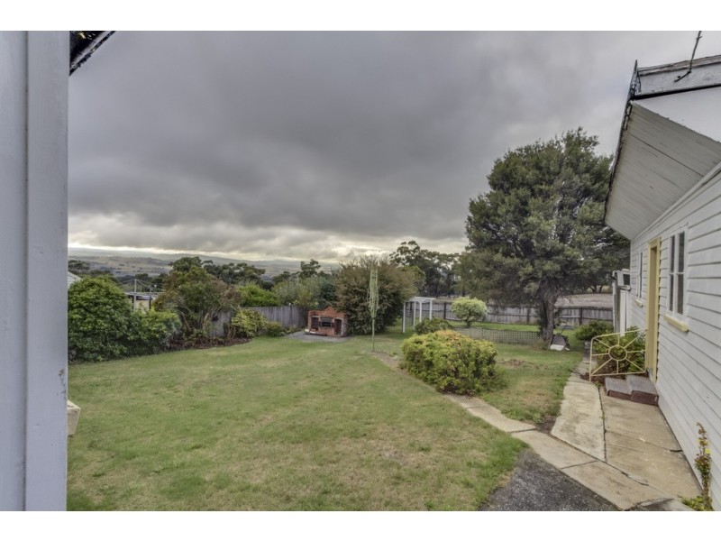 40 Quarantine Road, Kings Meadows TAS 7249