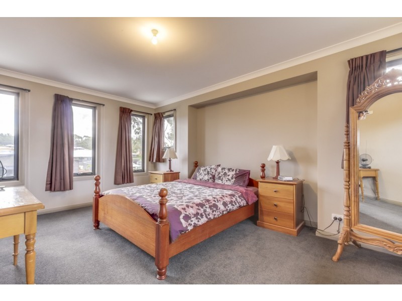 27 Southgate Drive, Kings Meadows TAS 7249