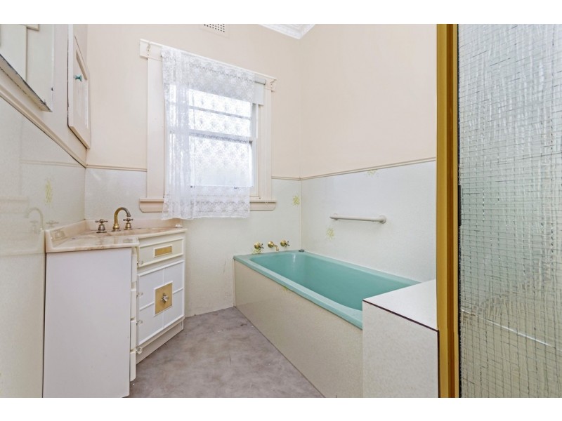 22 Clare Street, Mowbray TAS 7248
