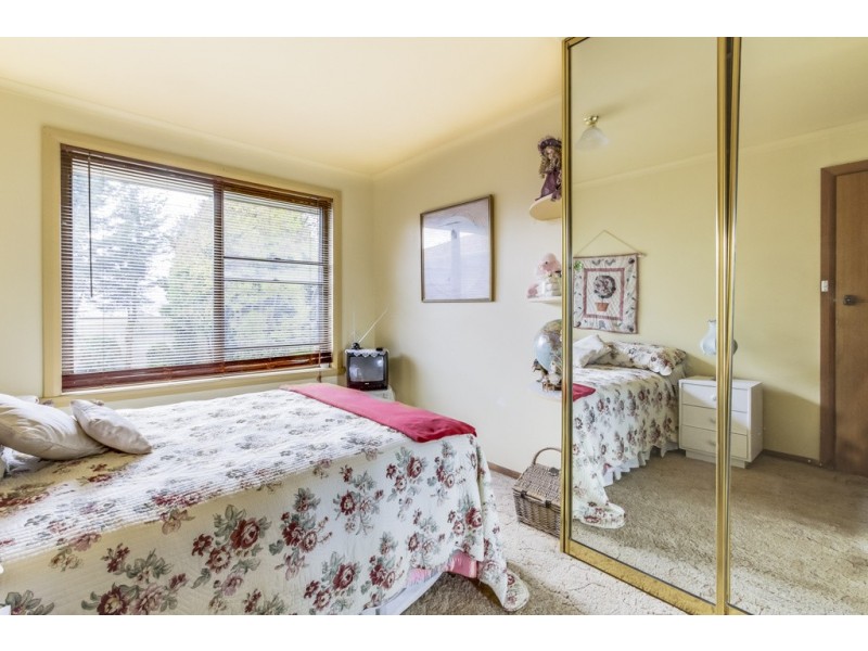 15 Lalla Road, Lilydale TAS 7268