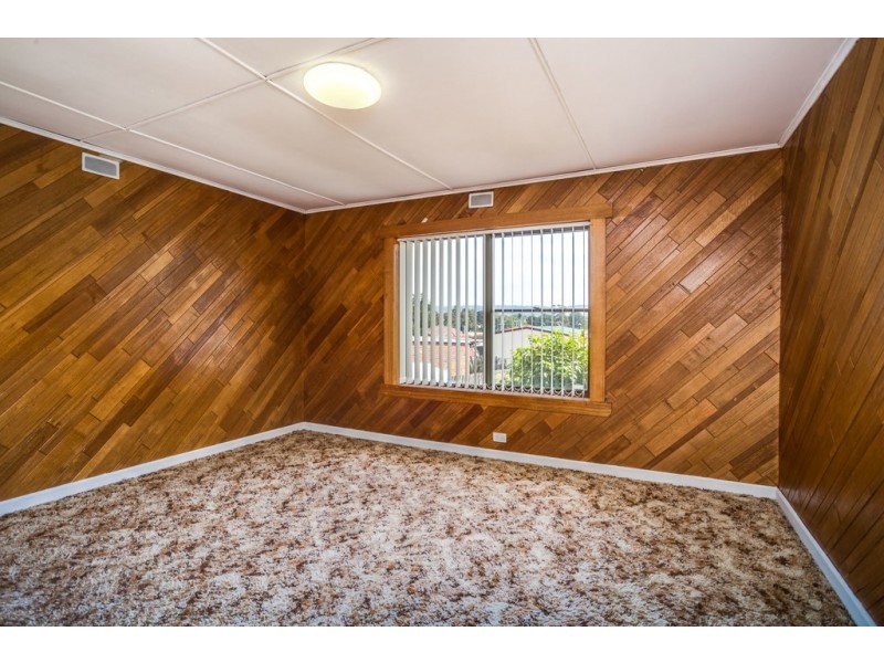5 Parua Road, Newnham TAS 7248