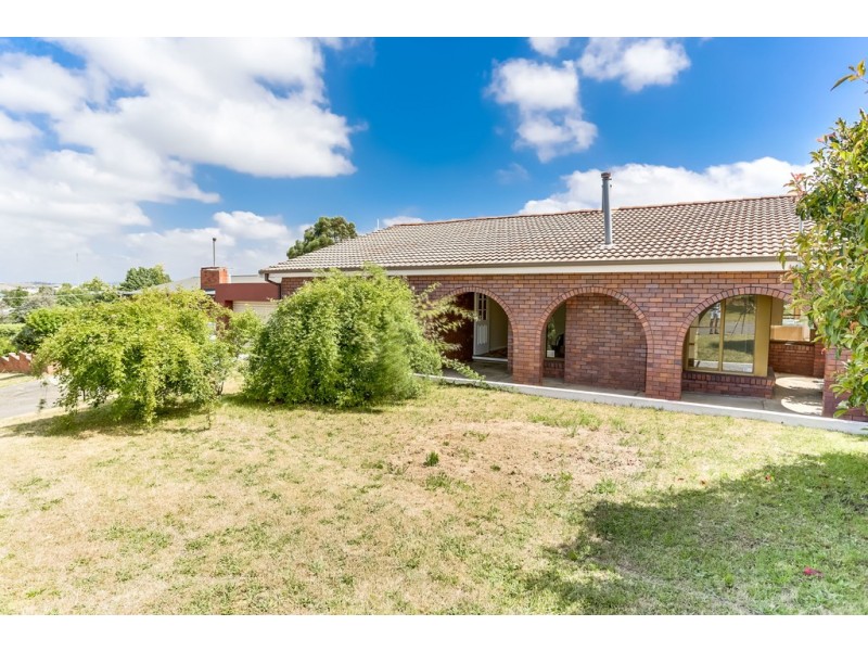 5 Parua Road, Newnham TAS 7248