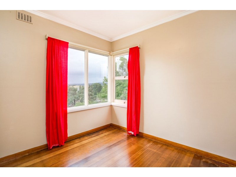 32 Parua Road, Newnham TAS 7248