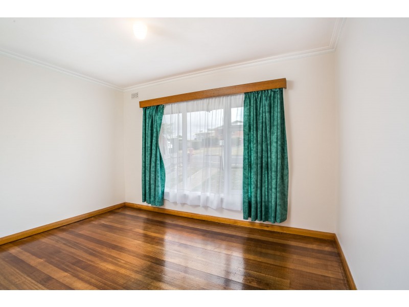 32 Parua Road, Newnham TAS 7248